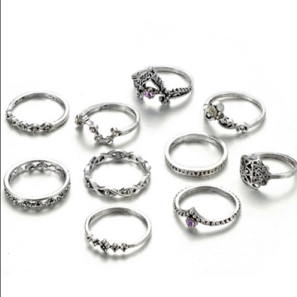 🎁 5/$35 || Gorgeous 10 Piece Ring Set - Picture 3 of 7